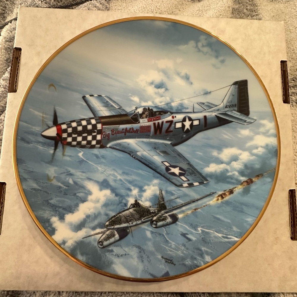 The Hamilton Collection Big Beautiful Doll Aviation Art Decorative Plate